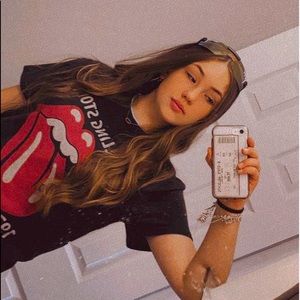 Meet your Posher, Riley